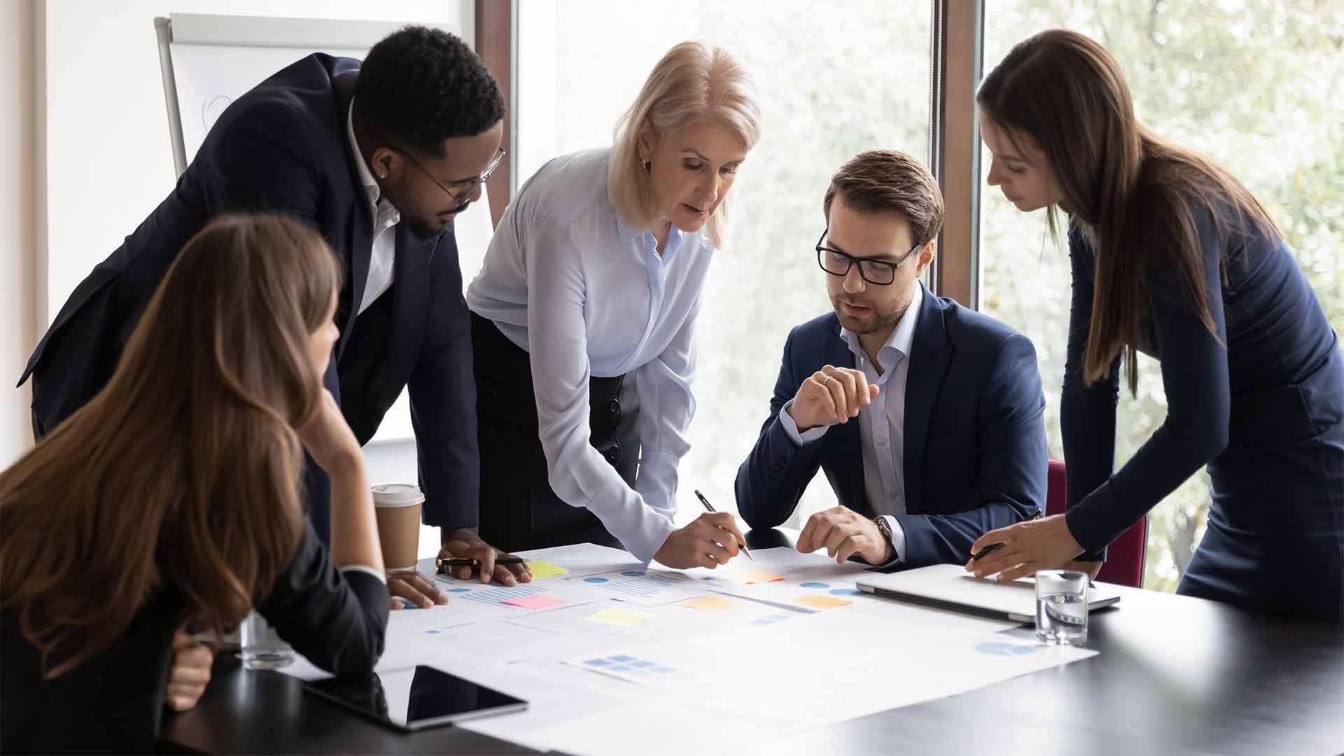 8 Effective Training Techniques for Employees